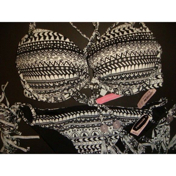 Victoria's Secret 34A BIKINI XS,S Black white geometric Bead Reversible GORGEOUS - Picture 6 of 7